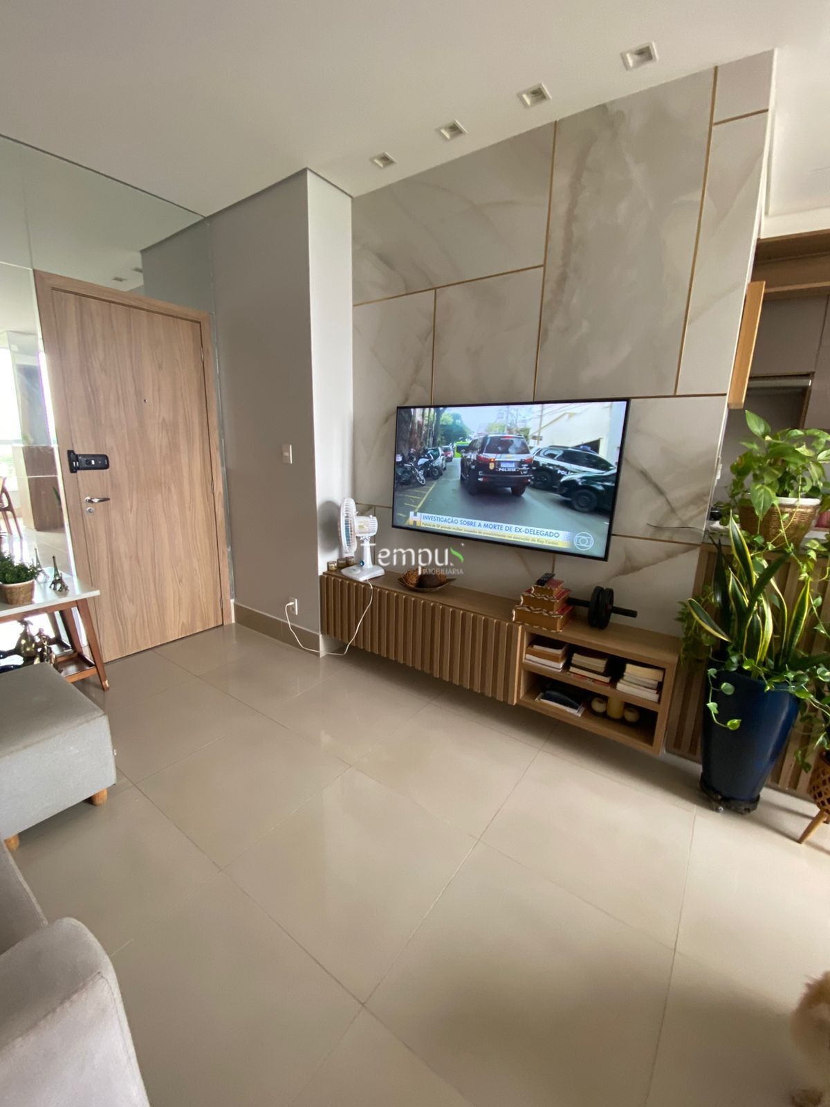 Apartamento à venda com 2 quartos, 69m² - Foto 1
