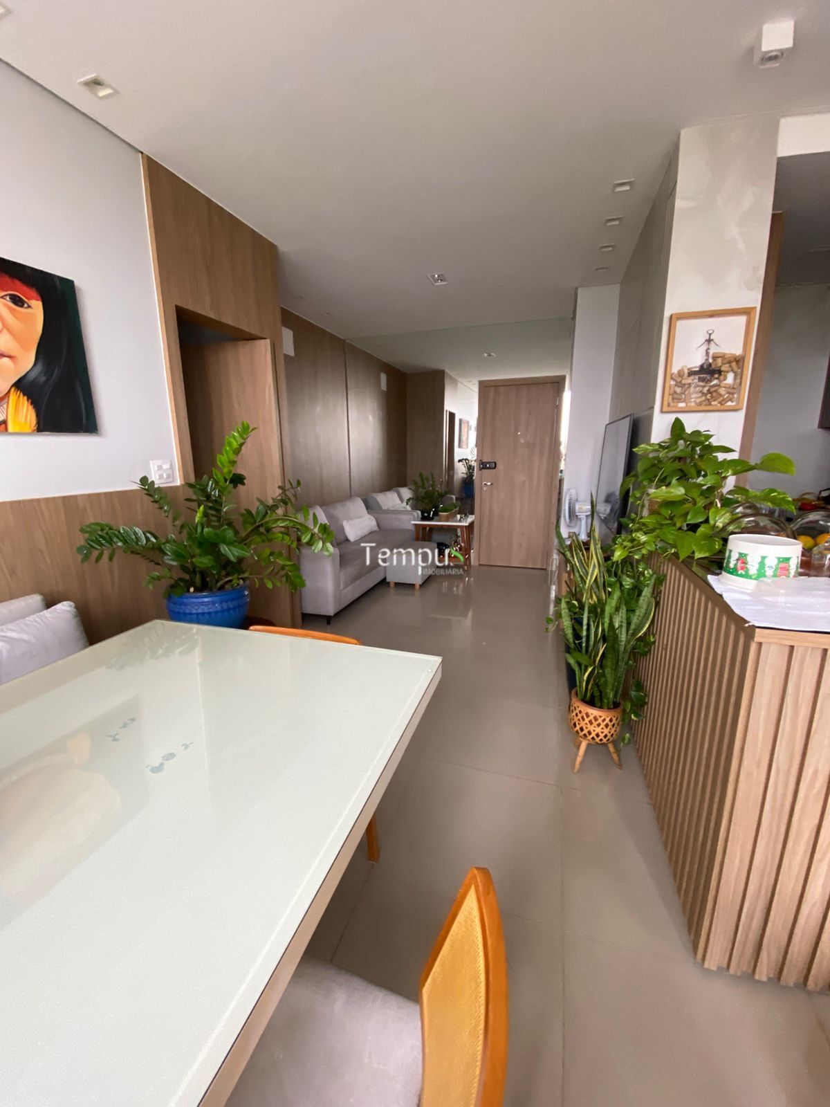 Apartamento à venda com 2 quartos, 69m² - Foto 2