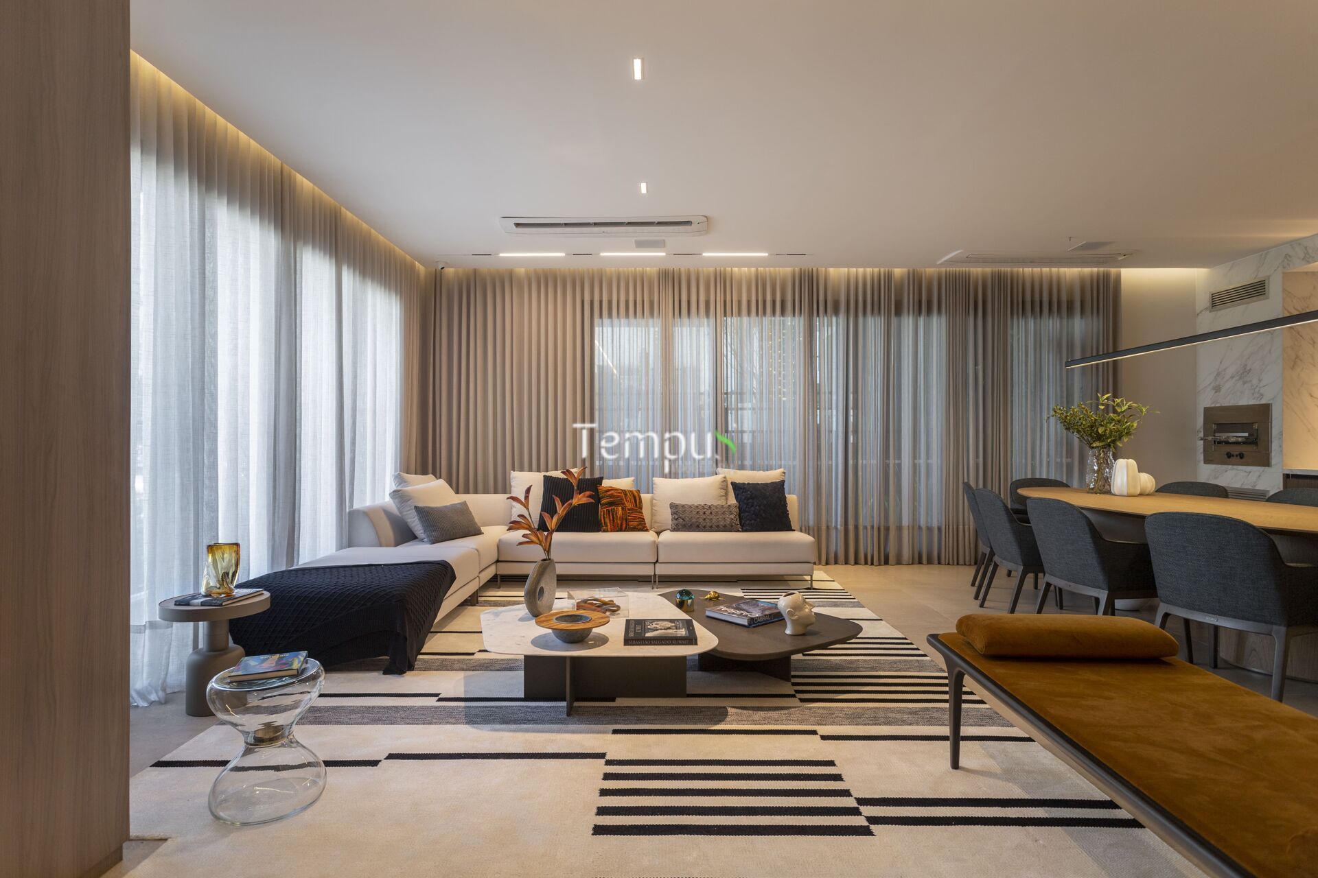Apartamento à venda com 3 quartos, 149m² - Foto 1