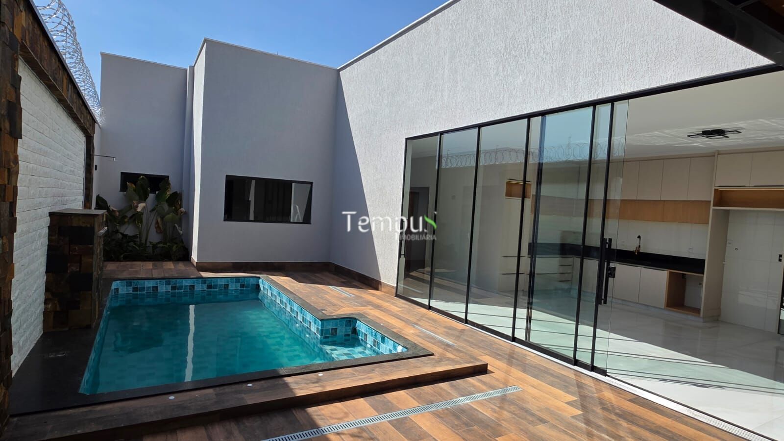Casa à venda com 3 quartos, 200m² - Foto 8