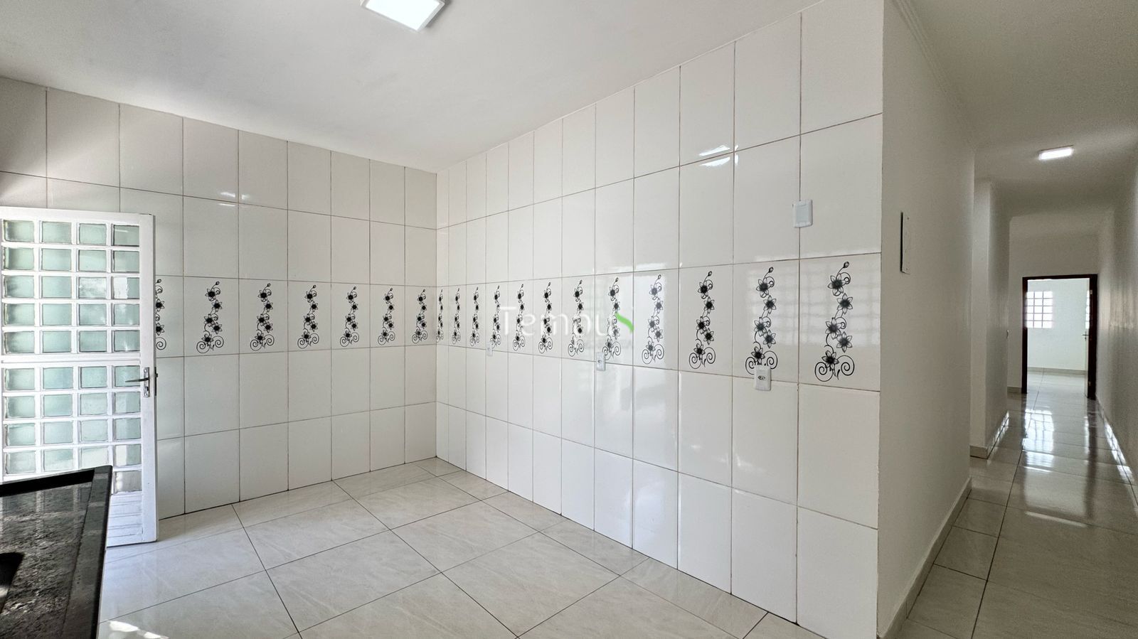 Casa à venda com 3 quartos, 90m² - Foto 21