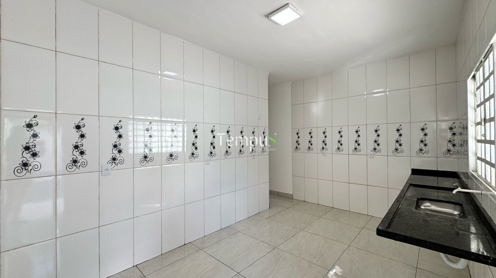 Casa à venda com 3 quartos, 90m² - Foto 20
