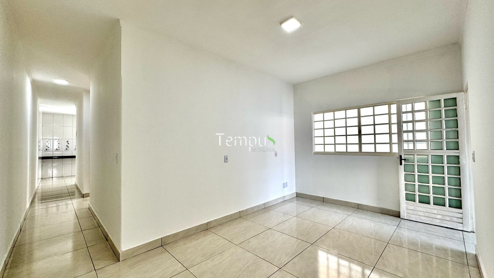 Casa à venda com 3 quartos, 90m² - Foto 13
