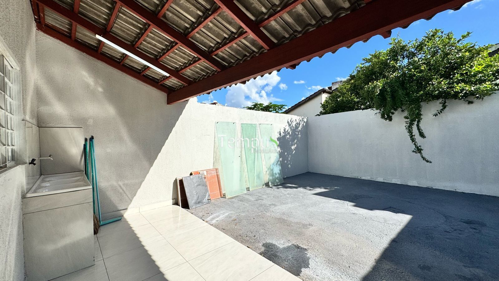 Casa à venda com 3 quartos, 90m² - Foto 5