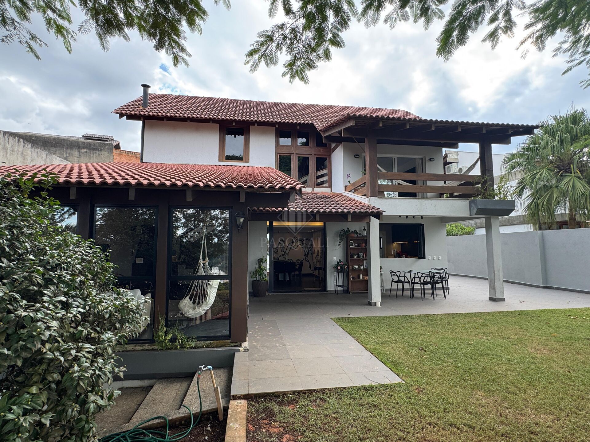 Casa Alto Padrão - Vila Nova. - foto 1