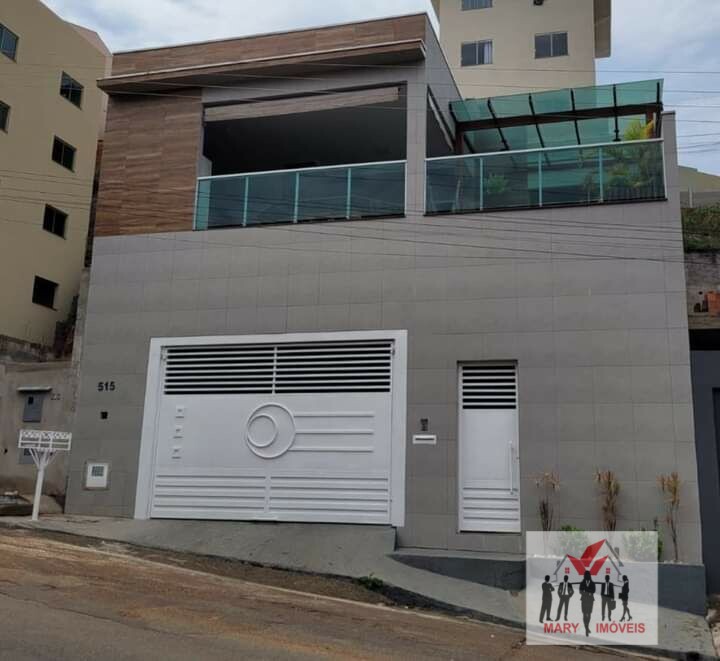 Casa à venda no bairro Vila Caio Junqueira - Poços de Caldas/MG