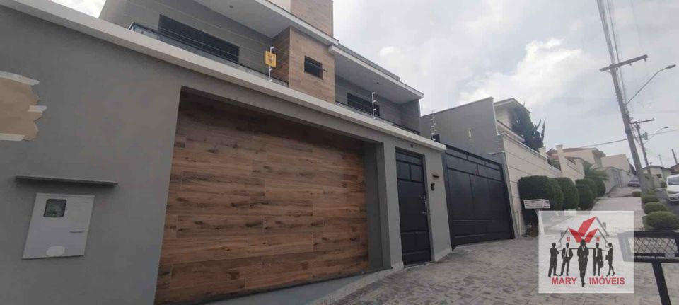 Casa à venda no bairro Jardim das Acácias - Poços de Caldas/MG