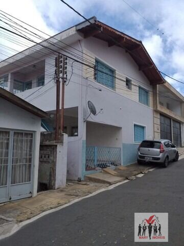 Casa à venda no bairro Vila Rica - Poços de Caldas/MG