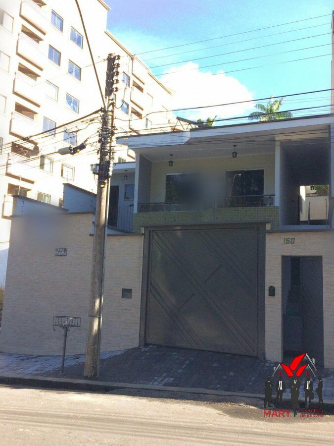 Casa Padrão para Venda em Jardim Quisisana Poços de Caldas-MG