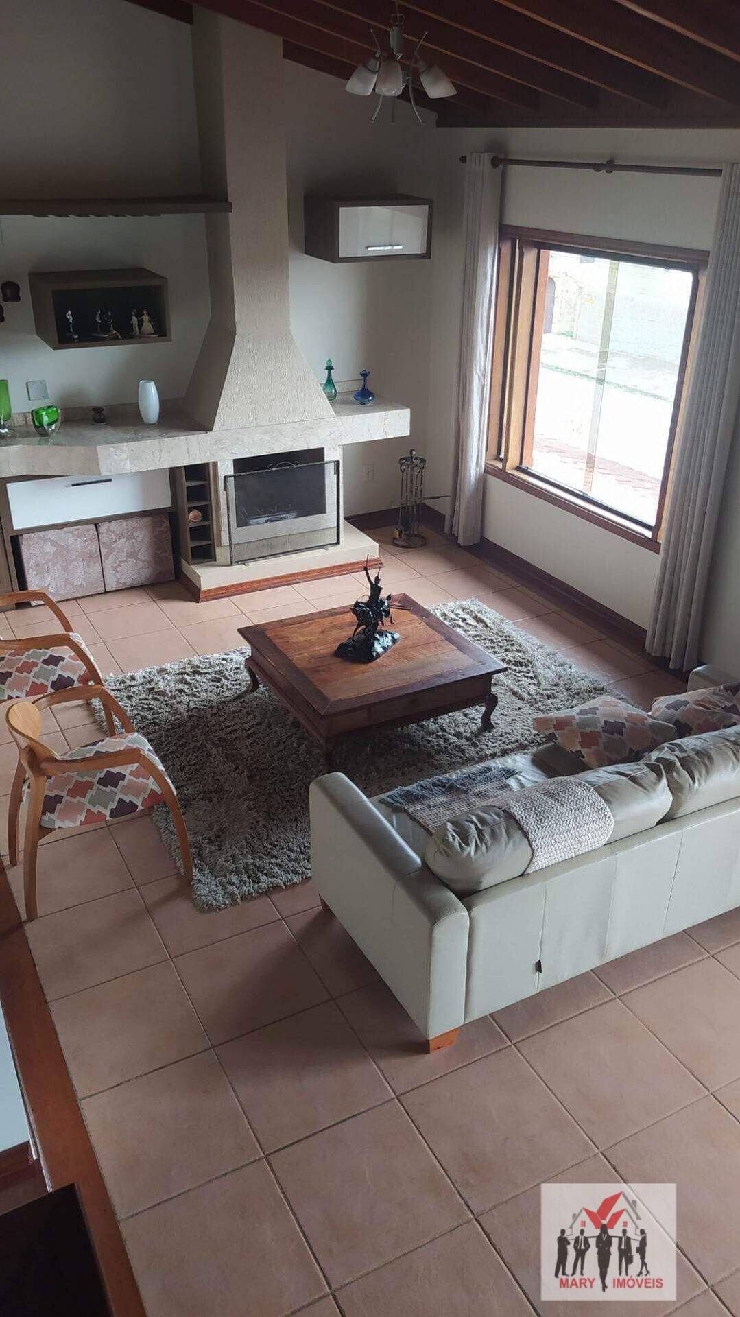 Casa à venda no bairro Parque Vivaldi Leite Ribeiro - Poços de Caldas/MG