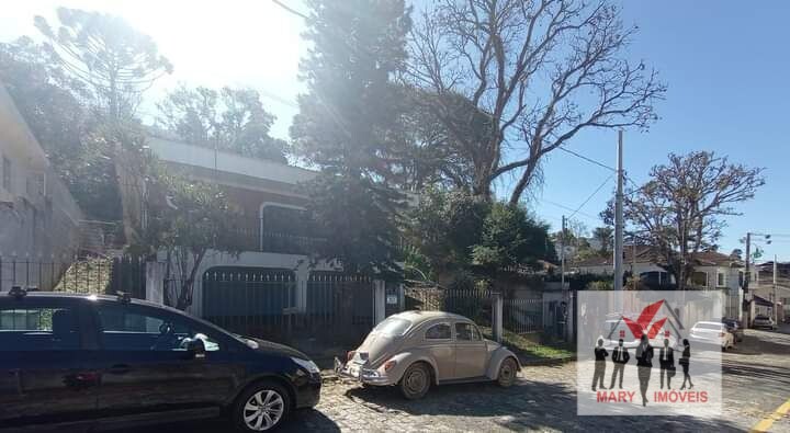 Casa à venda no bairro Centro - Poços de Caldas/MG