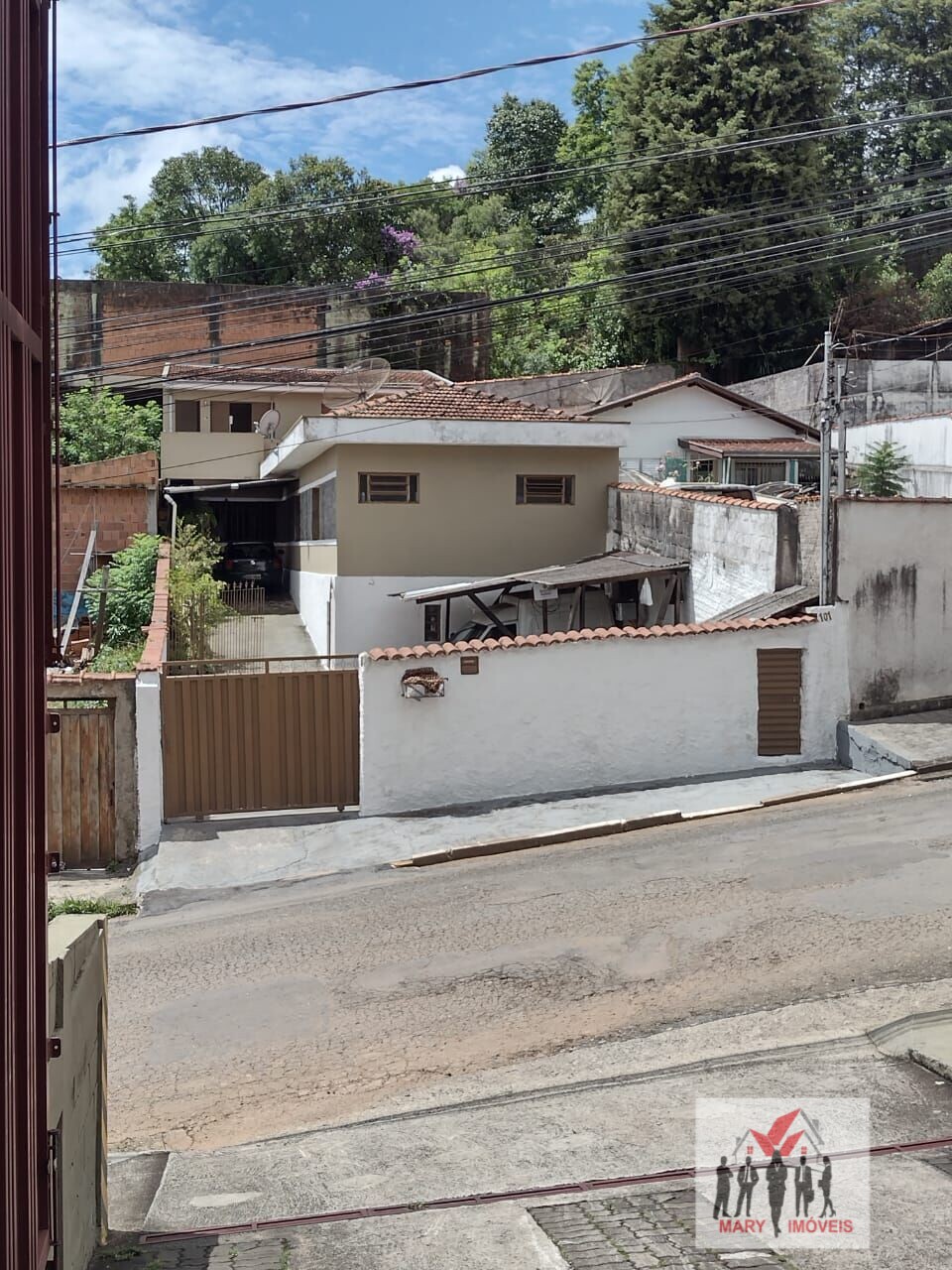 Casa à venda no bairro Jardim Quisisana - Poços de Caldas/MG