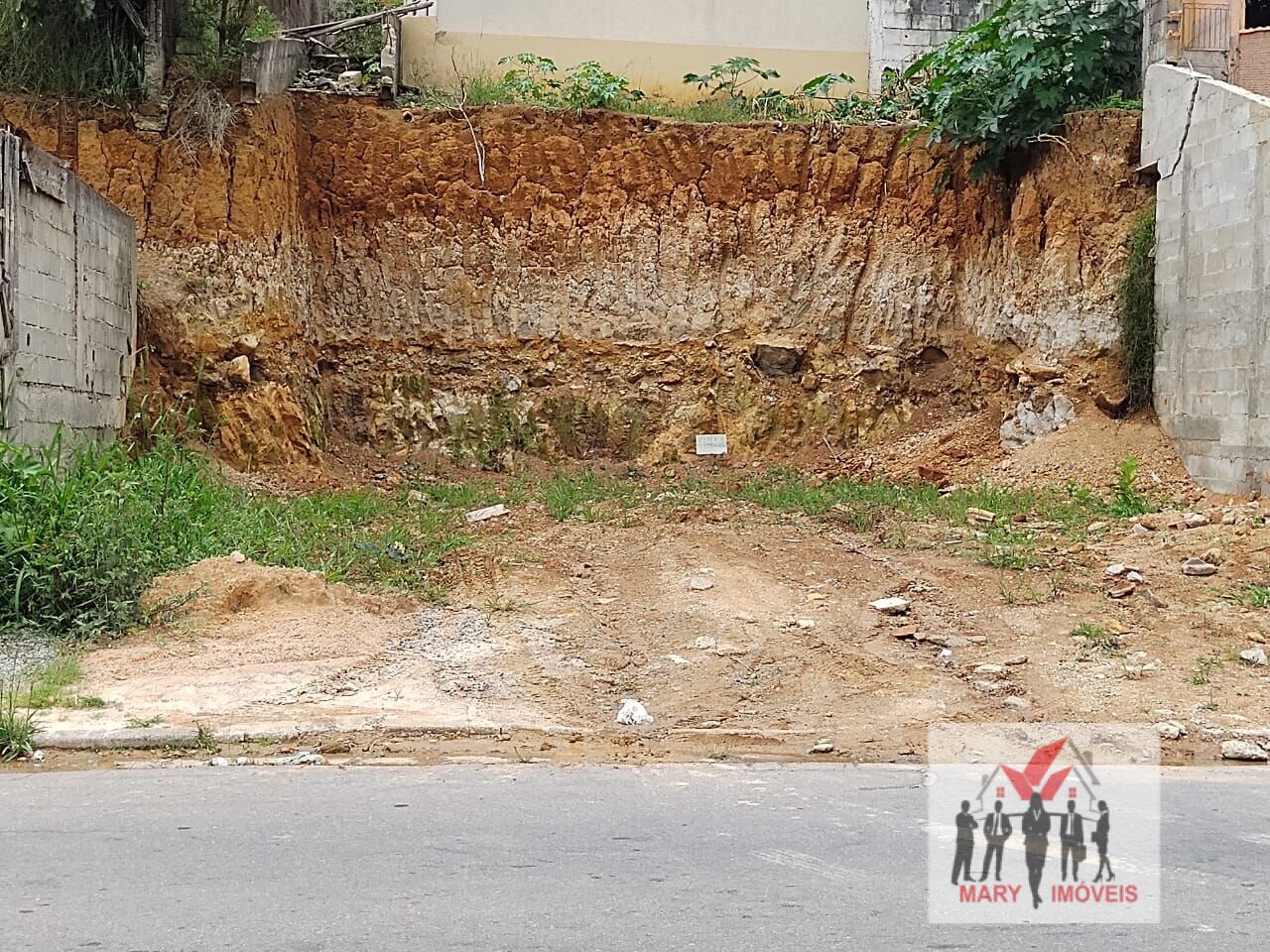 Terreno à venda no bairro Vila Nova - Poços de Caldas/MG