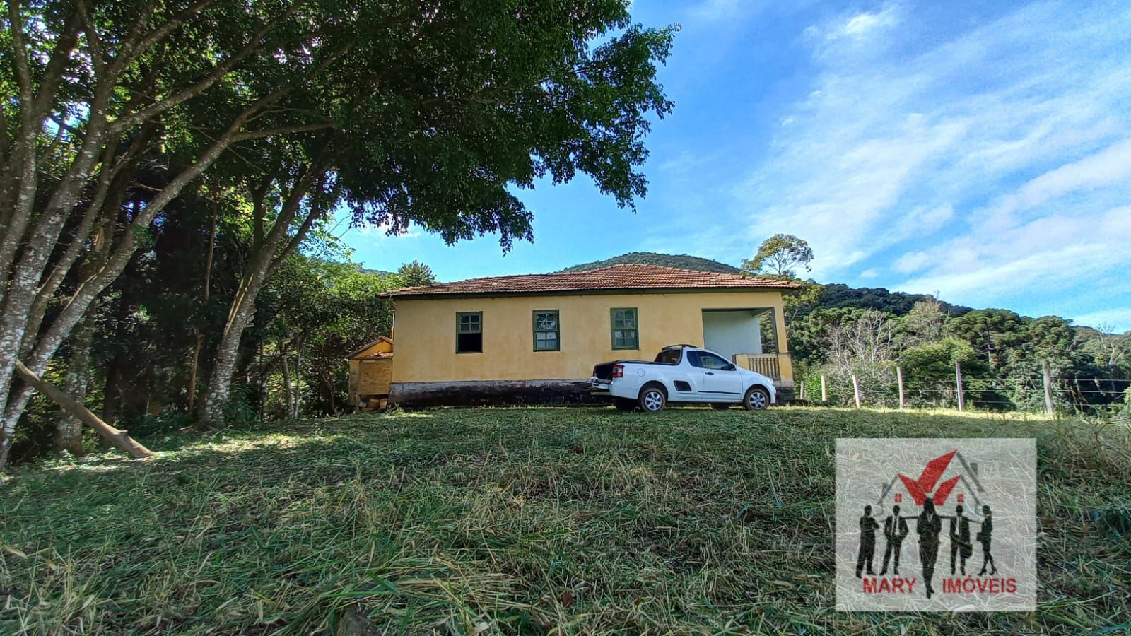 Sítio à venda no bairro Laranjeiras de Caldas - Caldas/MG