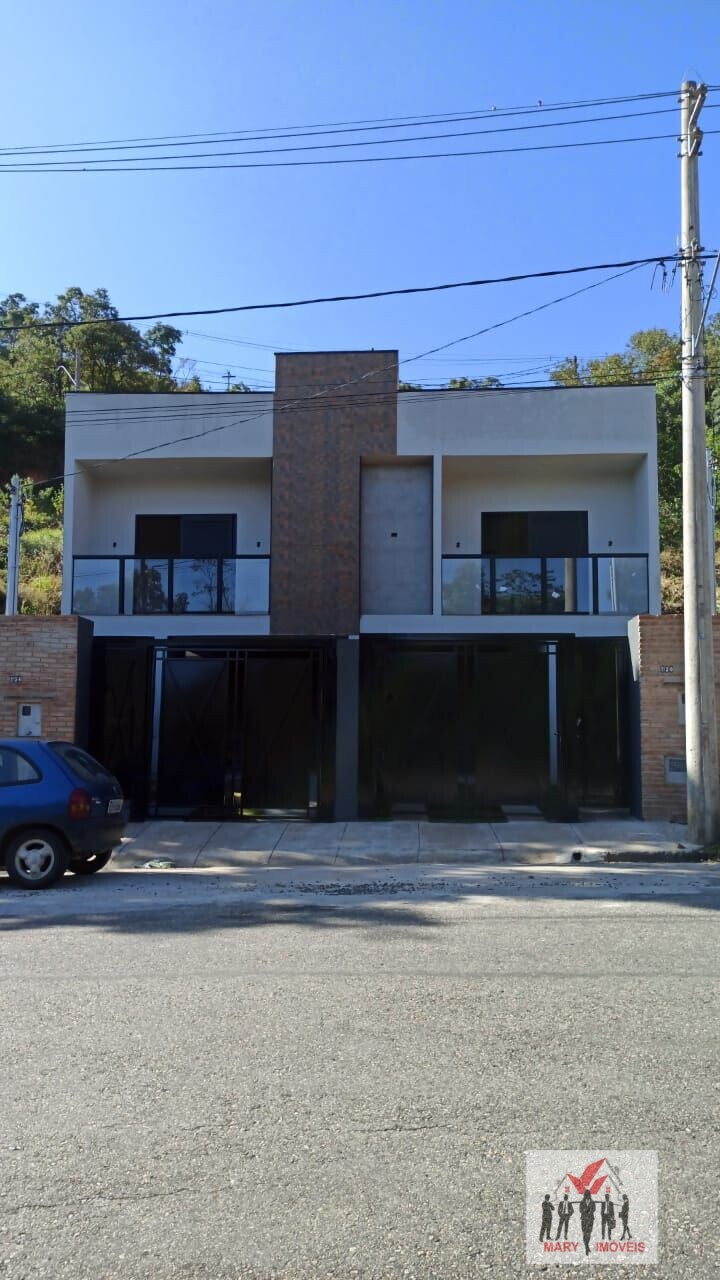 Casa à venda no bairro Jardim Bandeirantes - Poços de Caldas/MG