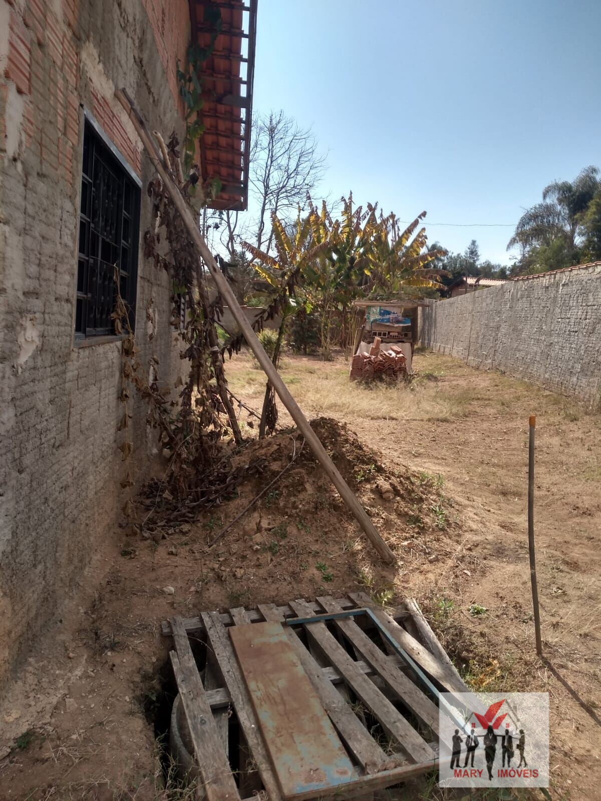 Chácara à venda no bairro Centro - Bandeira do Sul/MG