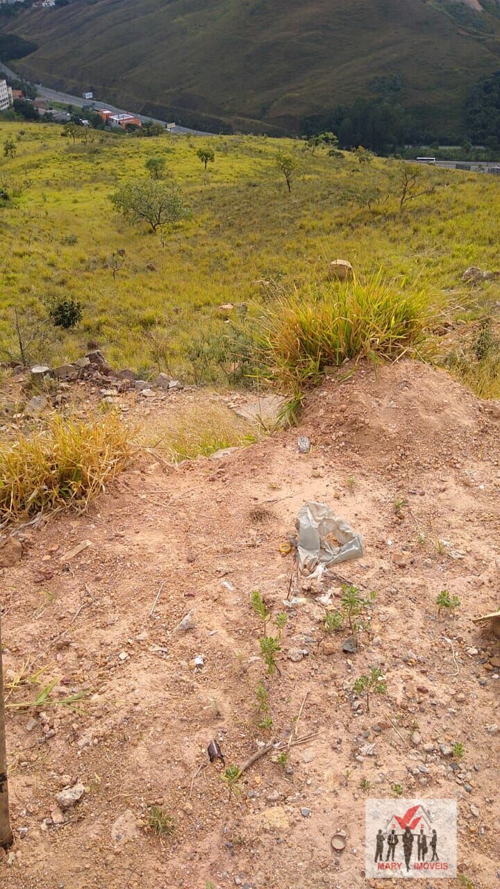 Terreno à venda no bairro Jardim Bandeirantes - Poços de Caldas/MG