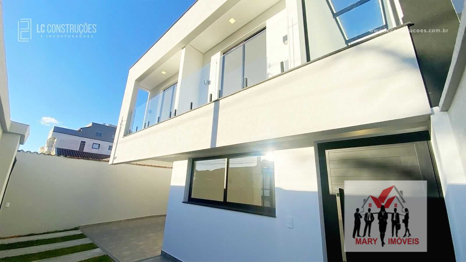 Casa à venda no bairro Jardim das Acácias - Poços de Caldas/MG