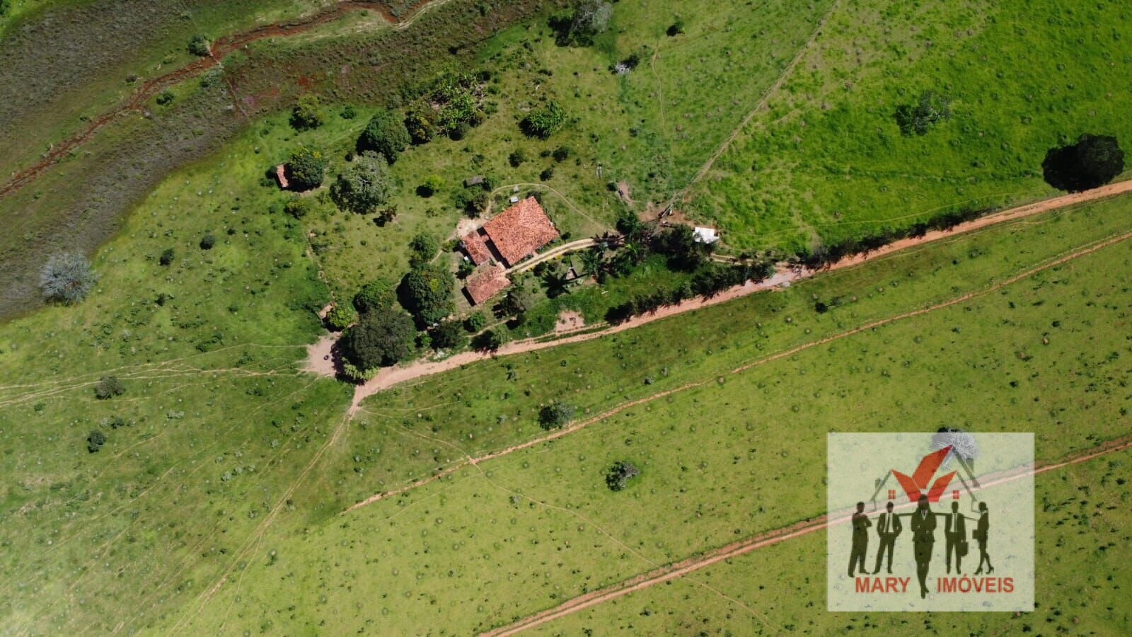Fazenda à venda no bairro Centro - Gouvea/MG