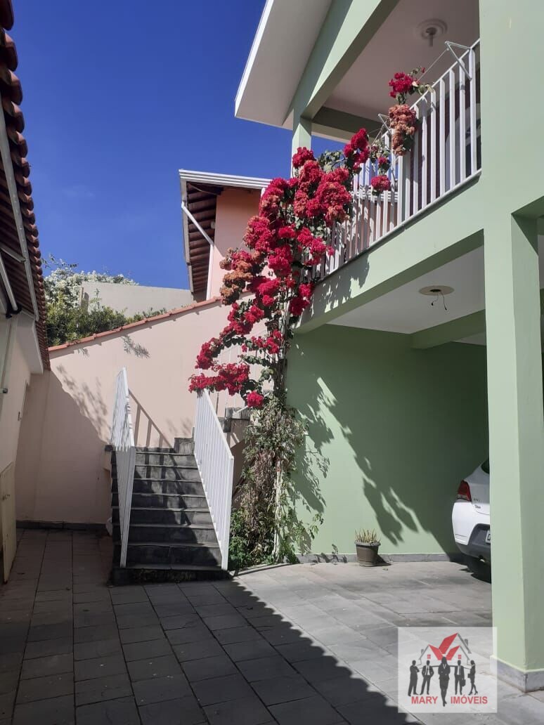 Casa à venda no bairro Jardim Europa - Poços de Caldas/MG