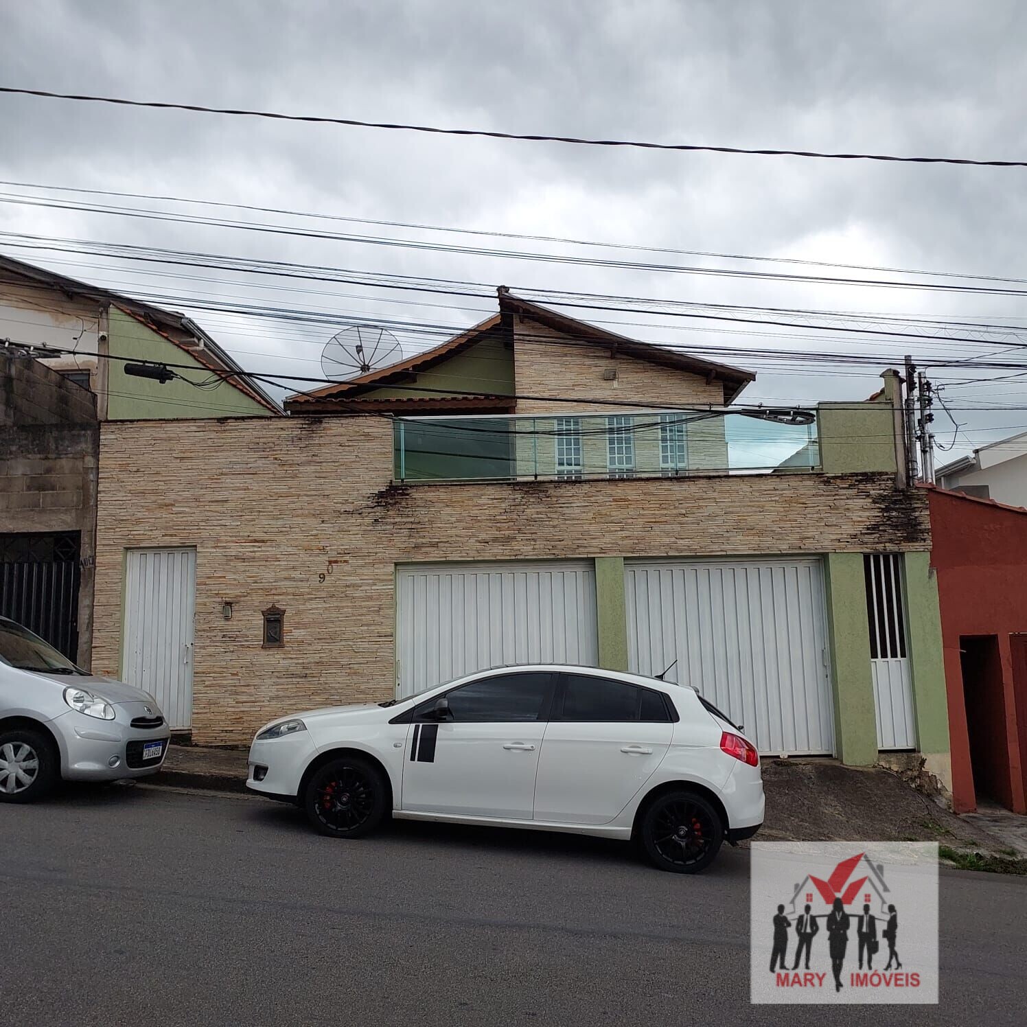 Casa à venda no bairro Jardim Ipê - Poços de Caldas/MG