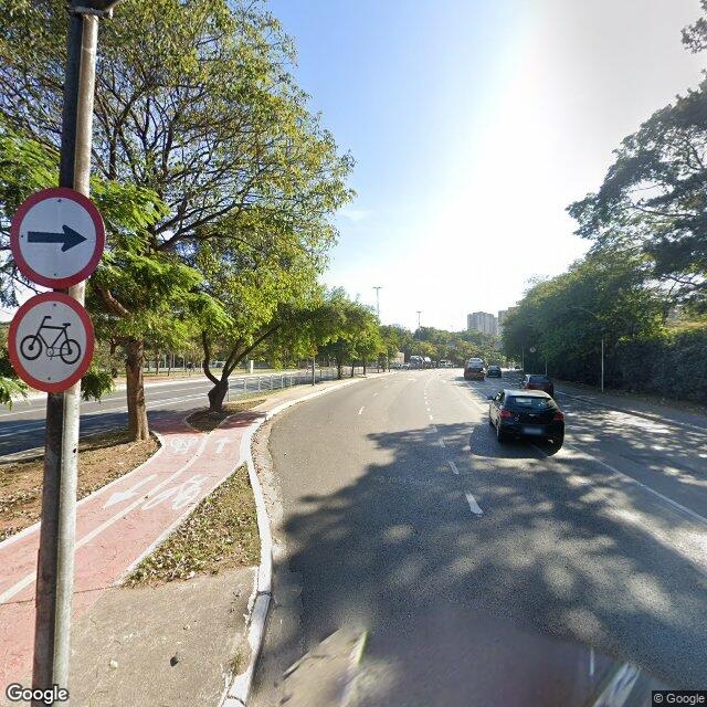 Imagem estática do "Street View" da localização