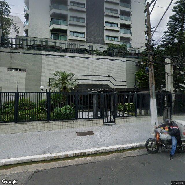 Imagem estática do "Street View" da localização