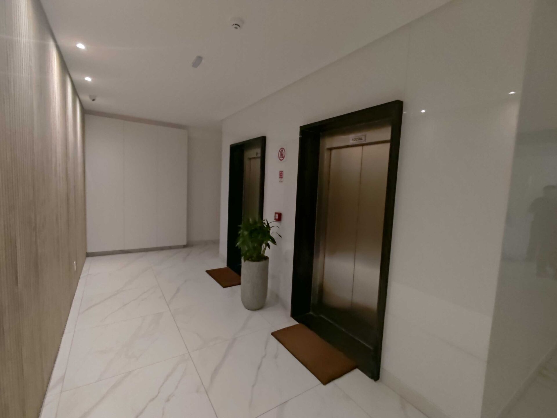 Apartamento à venda com 1 quarto, 34m² - Foto 18