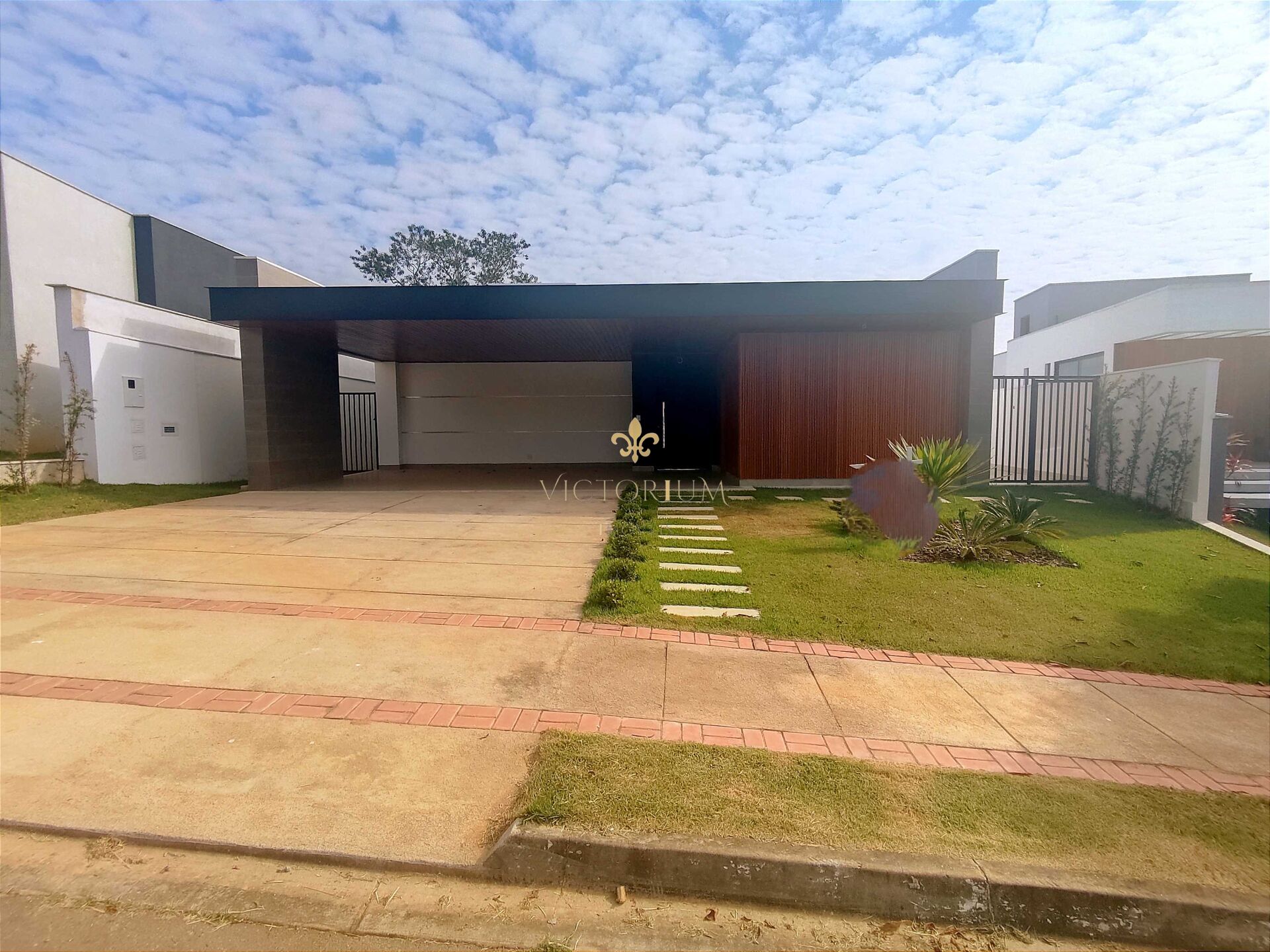 Casa de Condomínio à venda com 3 quartos, 350m² - Foto 29