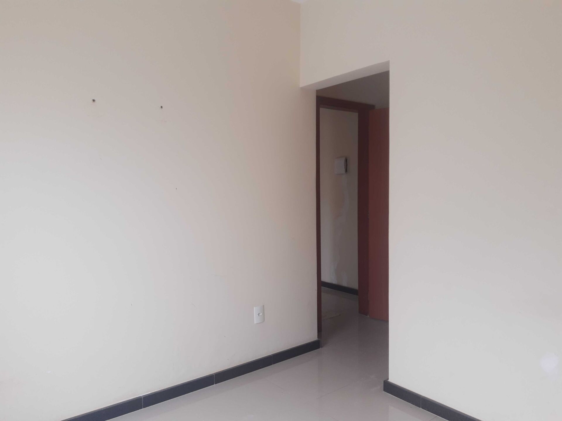 Apartamento à venda com 2 quartos, 75m² - Foto 3