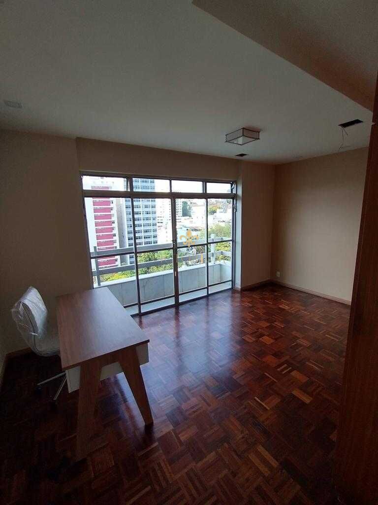 Apartamento à venda com 4 quartos, 280m² - Foto 1