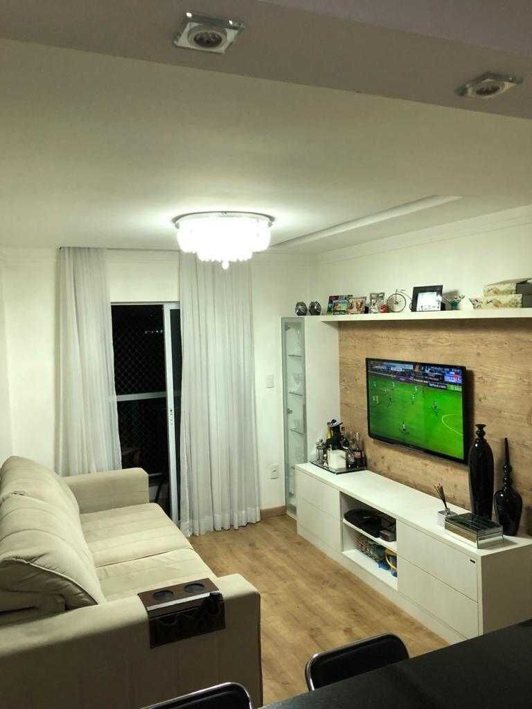 Apartamento à venda com 2 quartos, 74m² - Foto 1