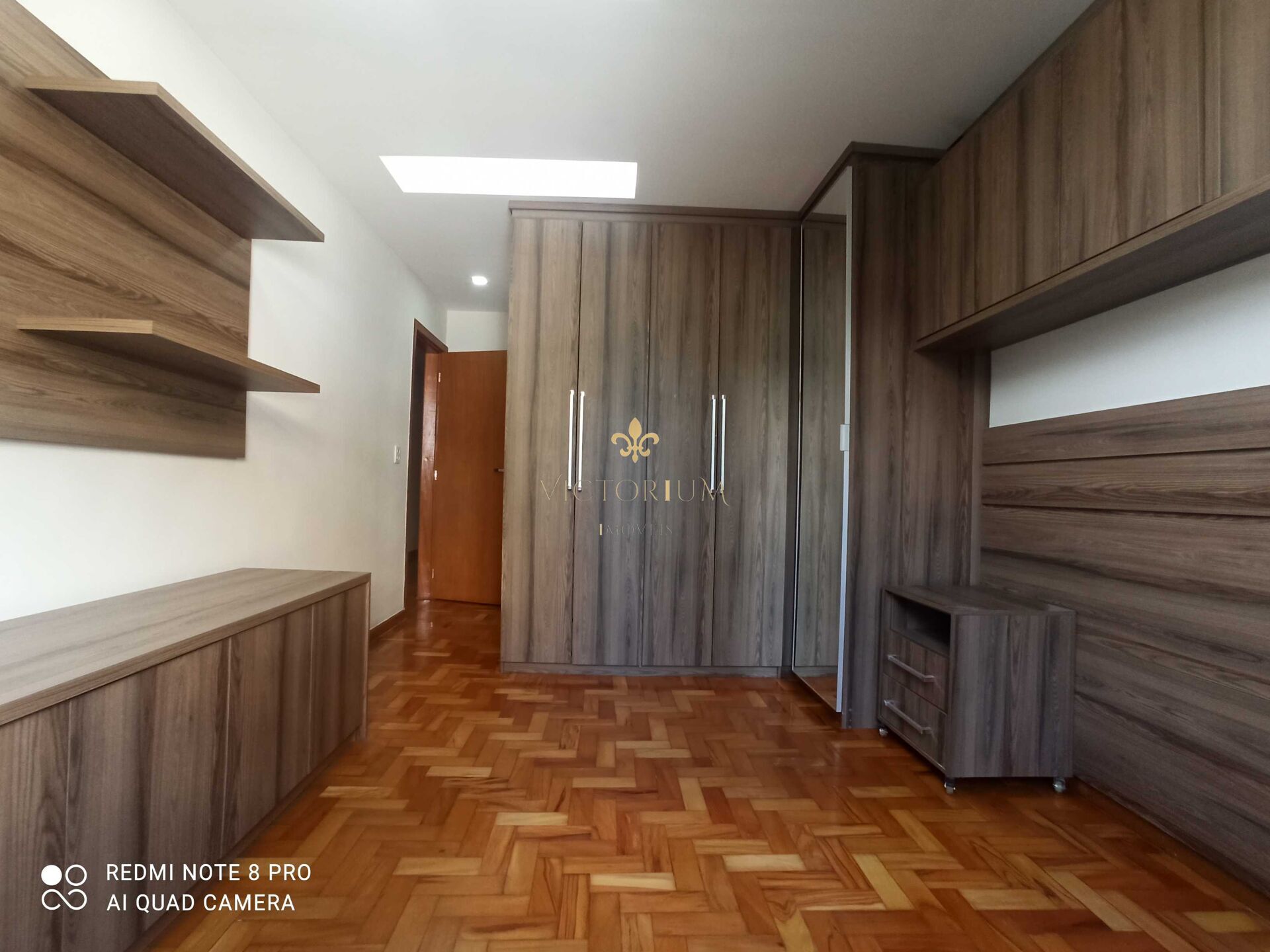 Apartamento à venda com 3 quartos, 102m² - Foto 1