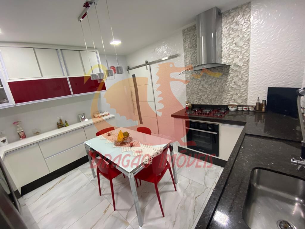 Casa, 3 quartos, 180 m² - Foto 4