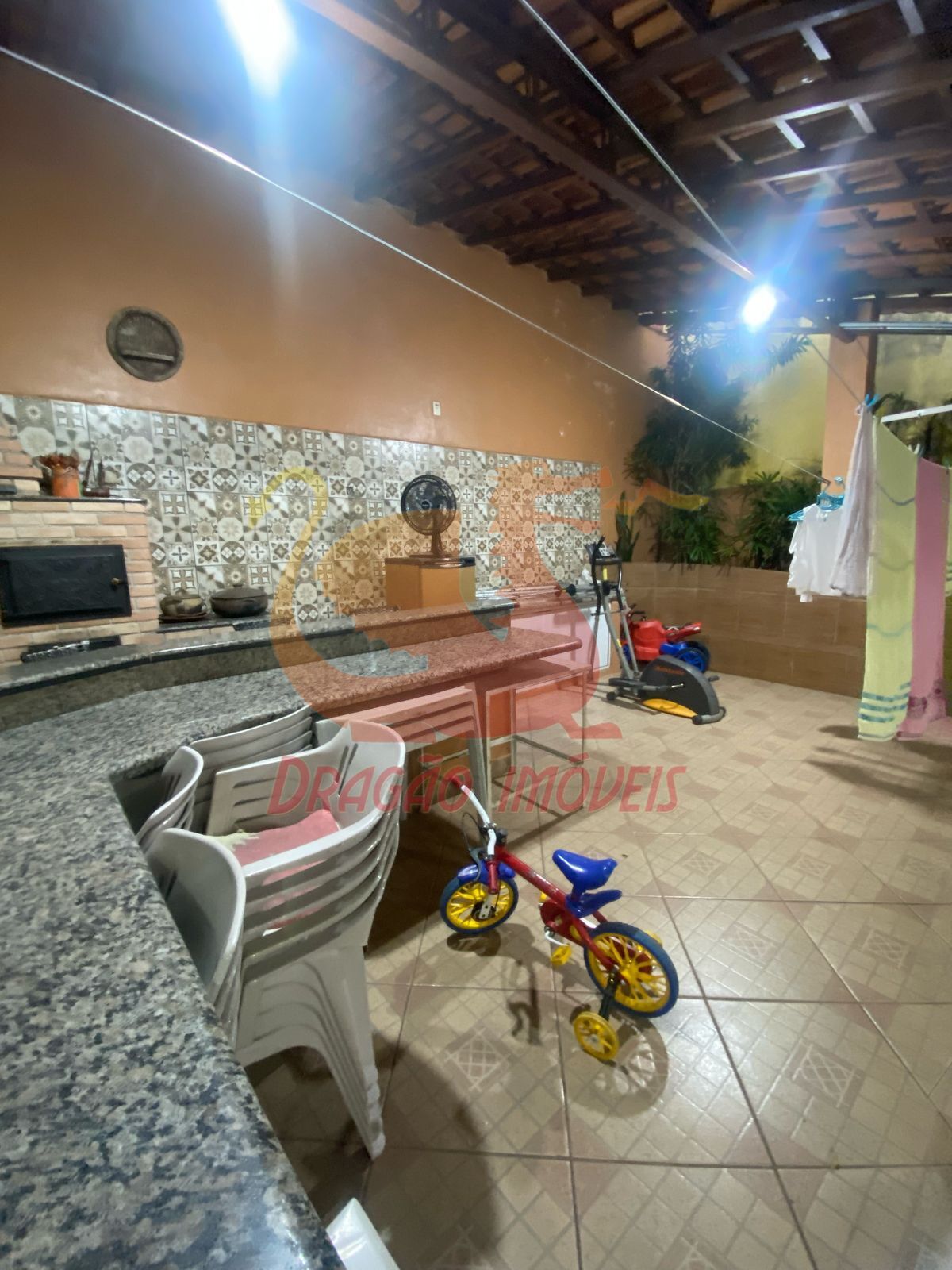 Casa, 4 quartos, 230 m² - Foto 22