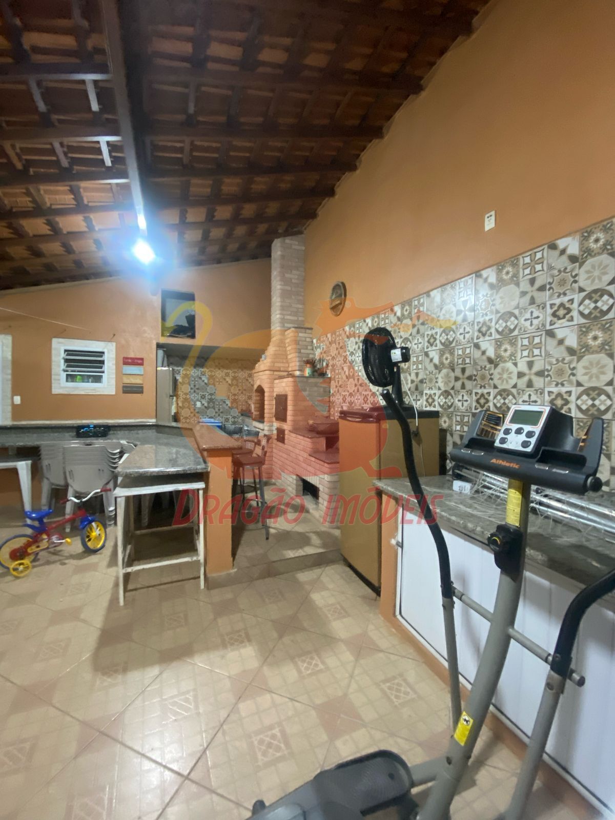 Casa, 4 quartos, 230 m² - Foto 21