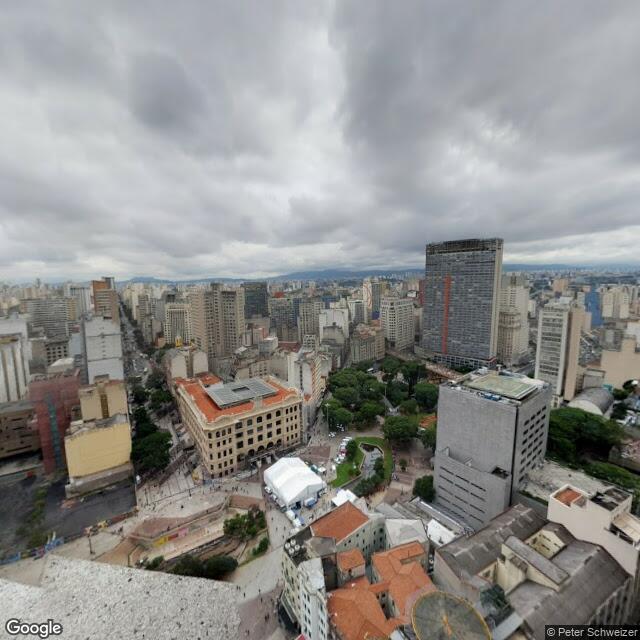 Imagem estática do "Street View" da localização