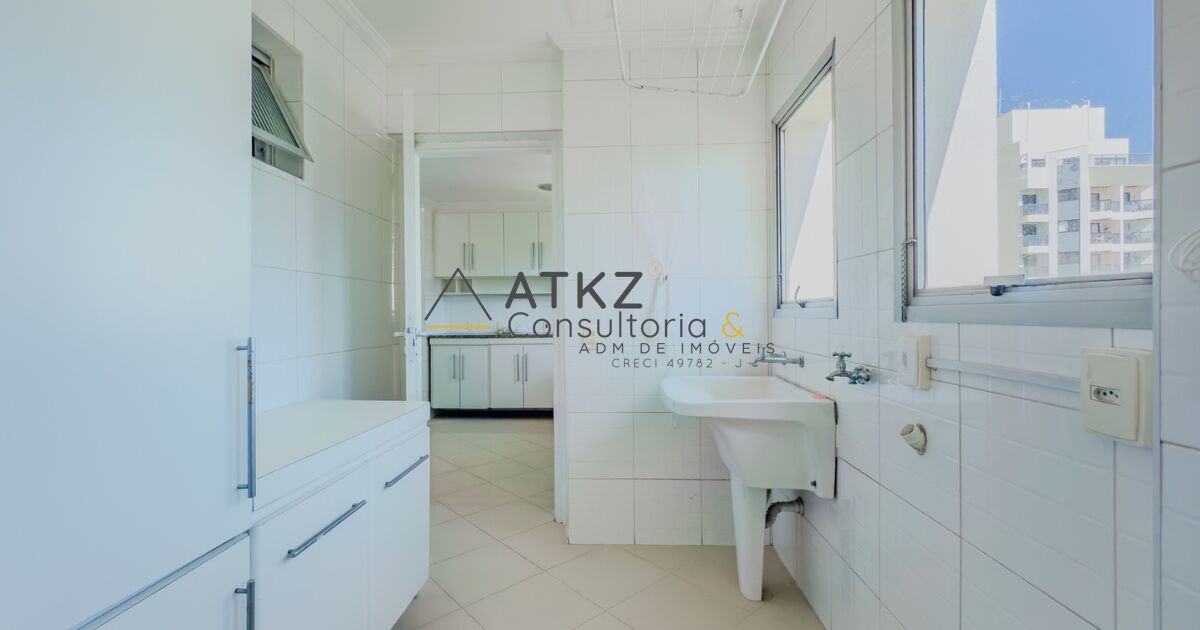 Apartamento para alugar com 3 quartos, 200m² - Foto 21