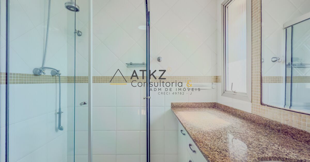 Apartamento para alugar com 3 quartos, 200m² - Foto 11
