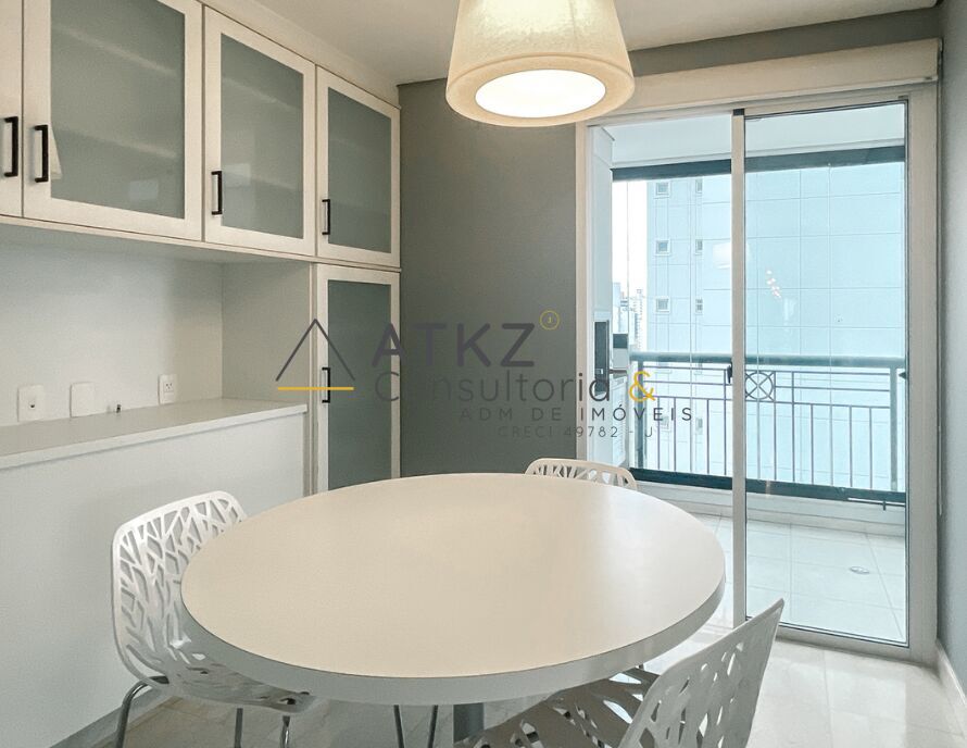 Apartamento para alugar com 4 quartos, 245m² - Foto 13