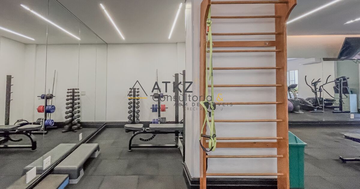 Apartamento para alugar com 3 quartos, 130m² - Foto 30