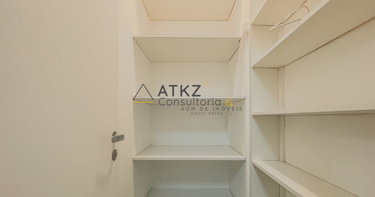 Apartamento para alugar com 3 quartos, 130m² - Foto 14