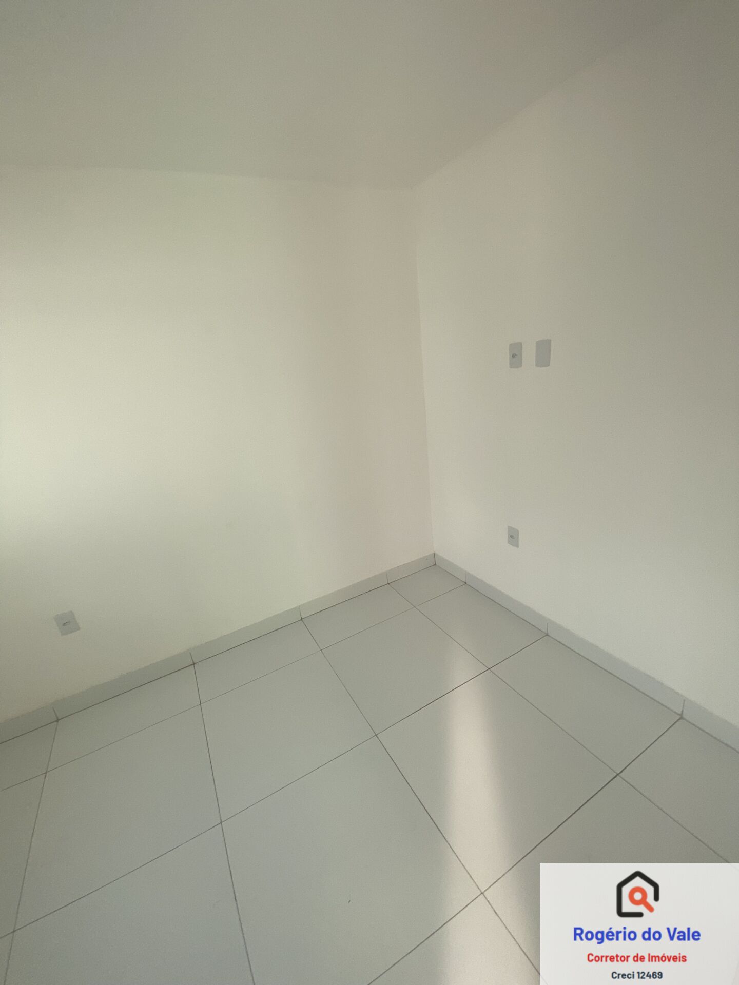 Casa à venda com 2 quartos, 80m² - Foto 15