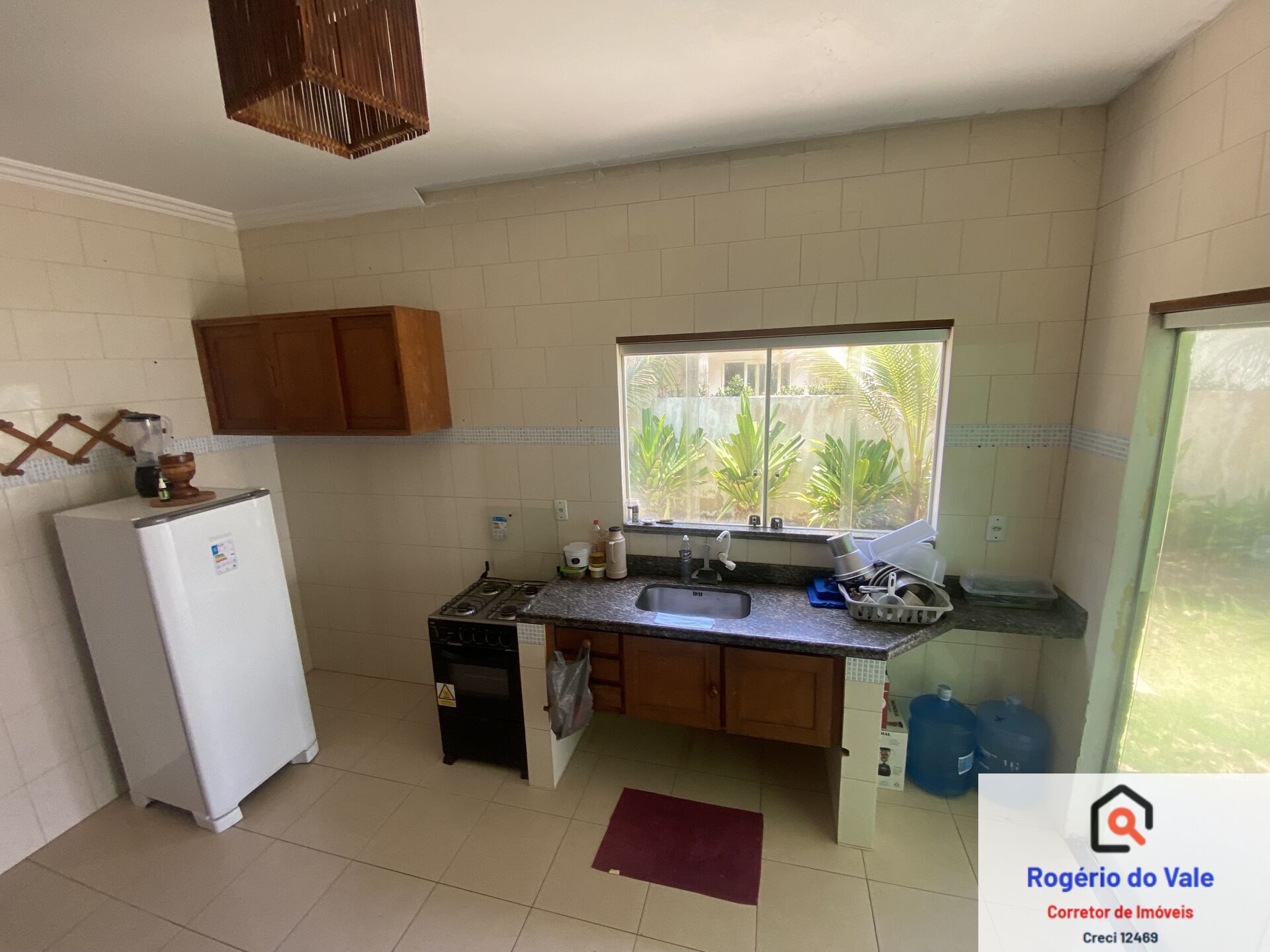 Casa de Condomínio à venda com 3 quartos, 300m² - Foto 13