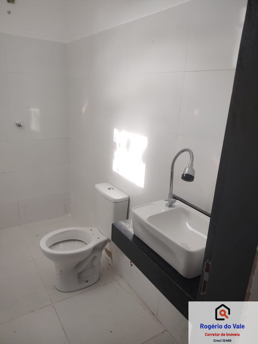 Casa à venda com 2 quartos, 90m² - Foto 12