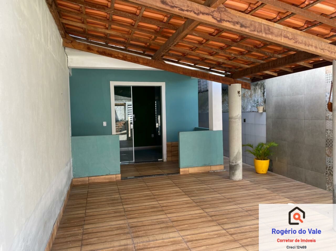 Casa de Condomínio à venda com 3 quartos, 220m² - Foto 1