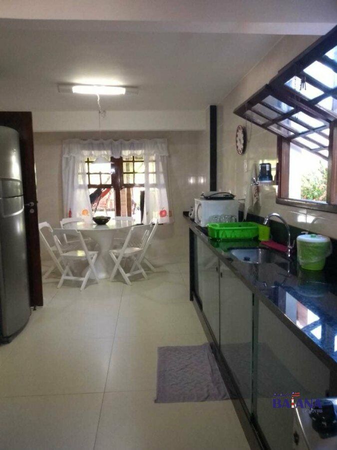 Casa de Condomínio para alugar com 6 quartos, 525m² - Foto 28