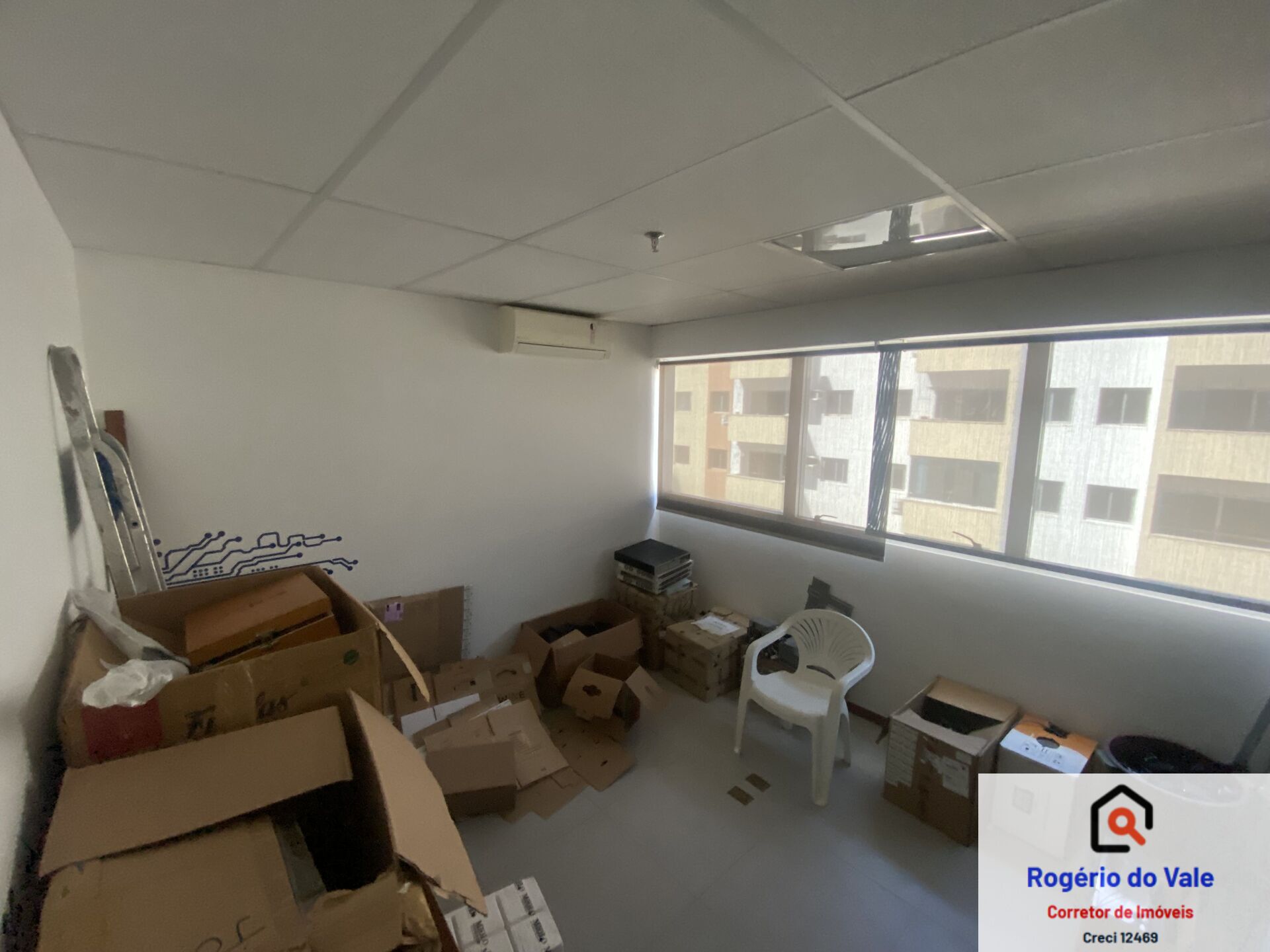 Conjunto Comercial-Sala para alugar com 3 quartos, 30m² - Foto 2