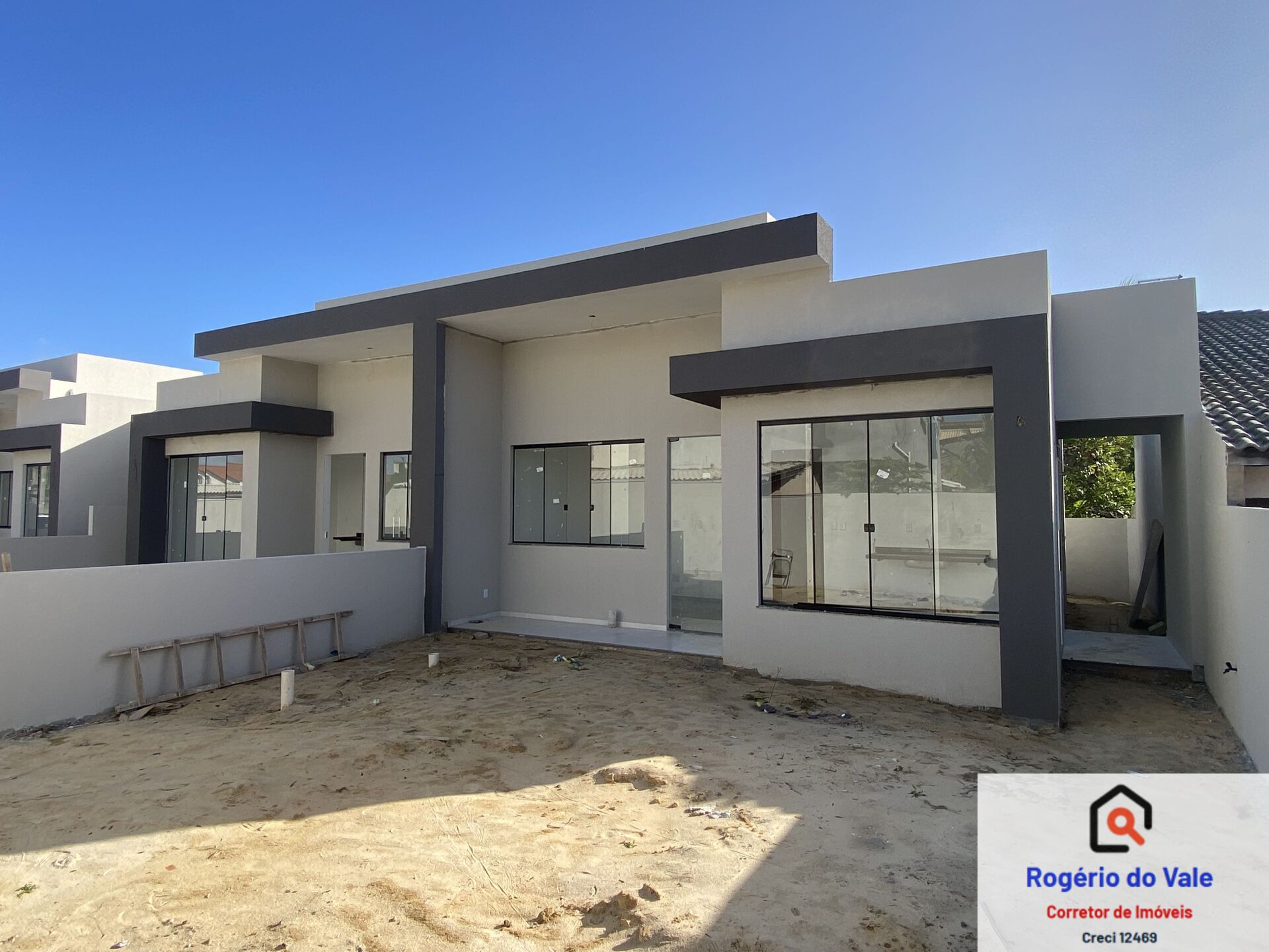 Casa de Condomínio à venda com 3 quartos, 75m² - Foto 1