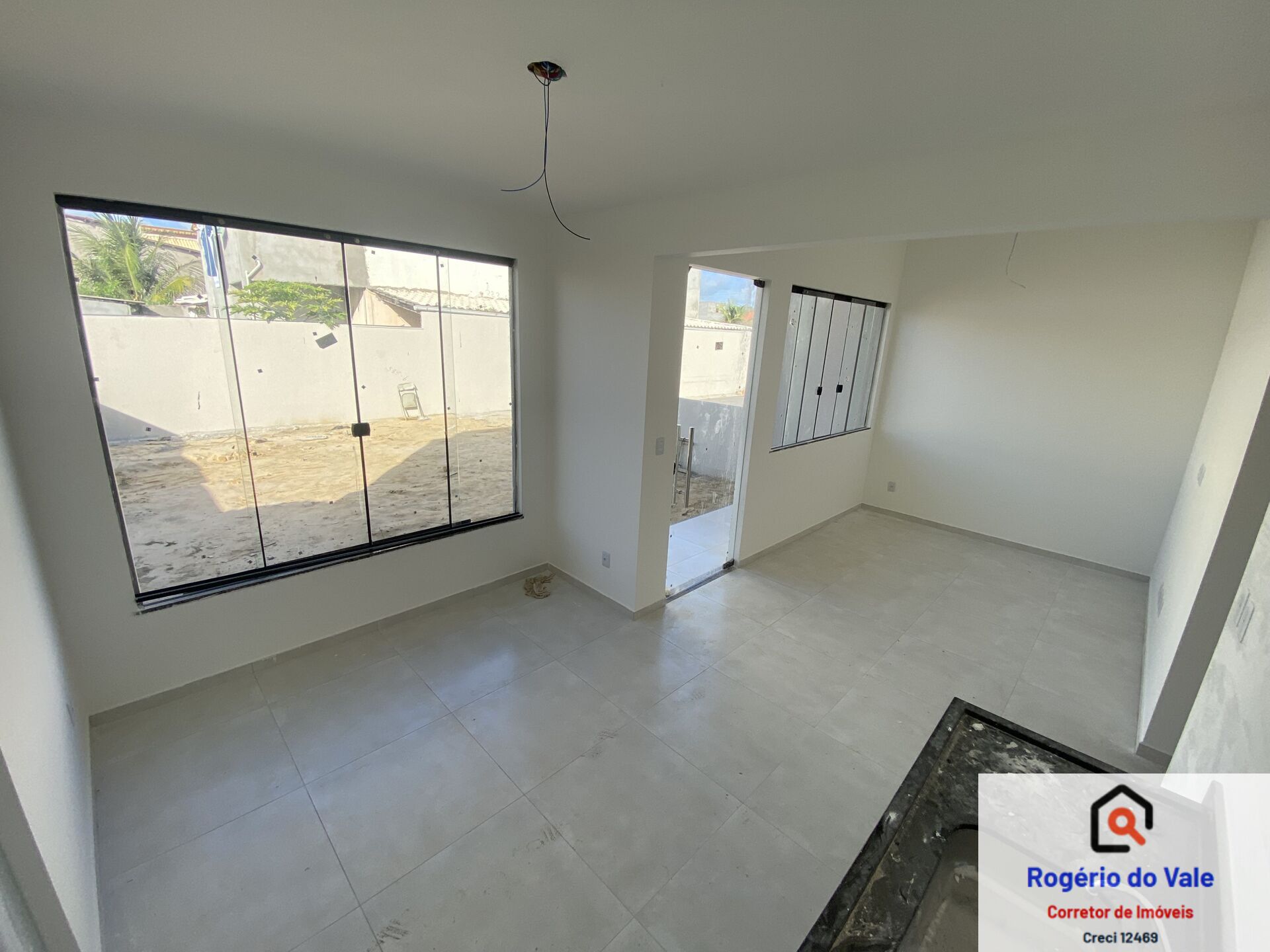 Casa de Condomínio à venda com 3 quartos, 75m² - Foto 3